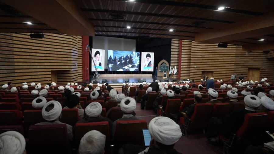 همایش تجلیل از ائمه جماعات مساجد مجری طرح شهید آرمان و برنامه اعتکاف ۱۴۰۲
