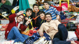 نگاهی به «شادی آگاهانه» در اعتکاف نوجوانان